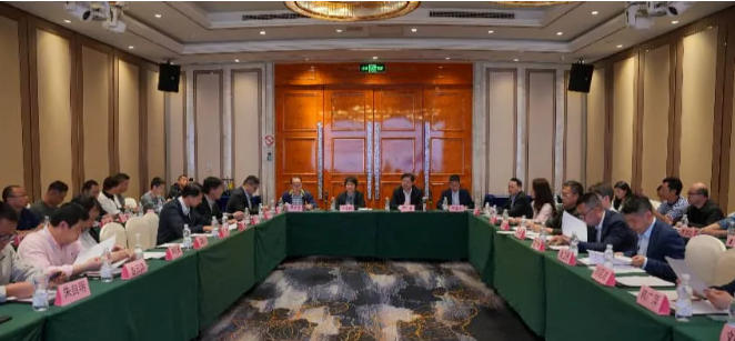 中产协静电纺丝专委会年会暨工信部静电纺丝“一条龙”项目启动会在沪召开